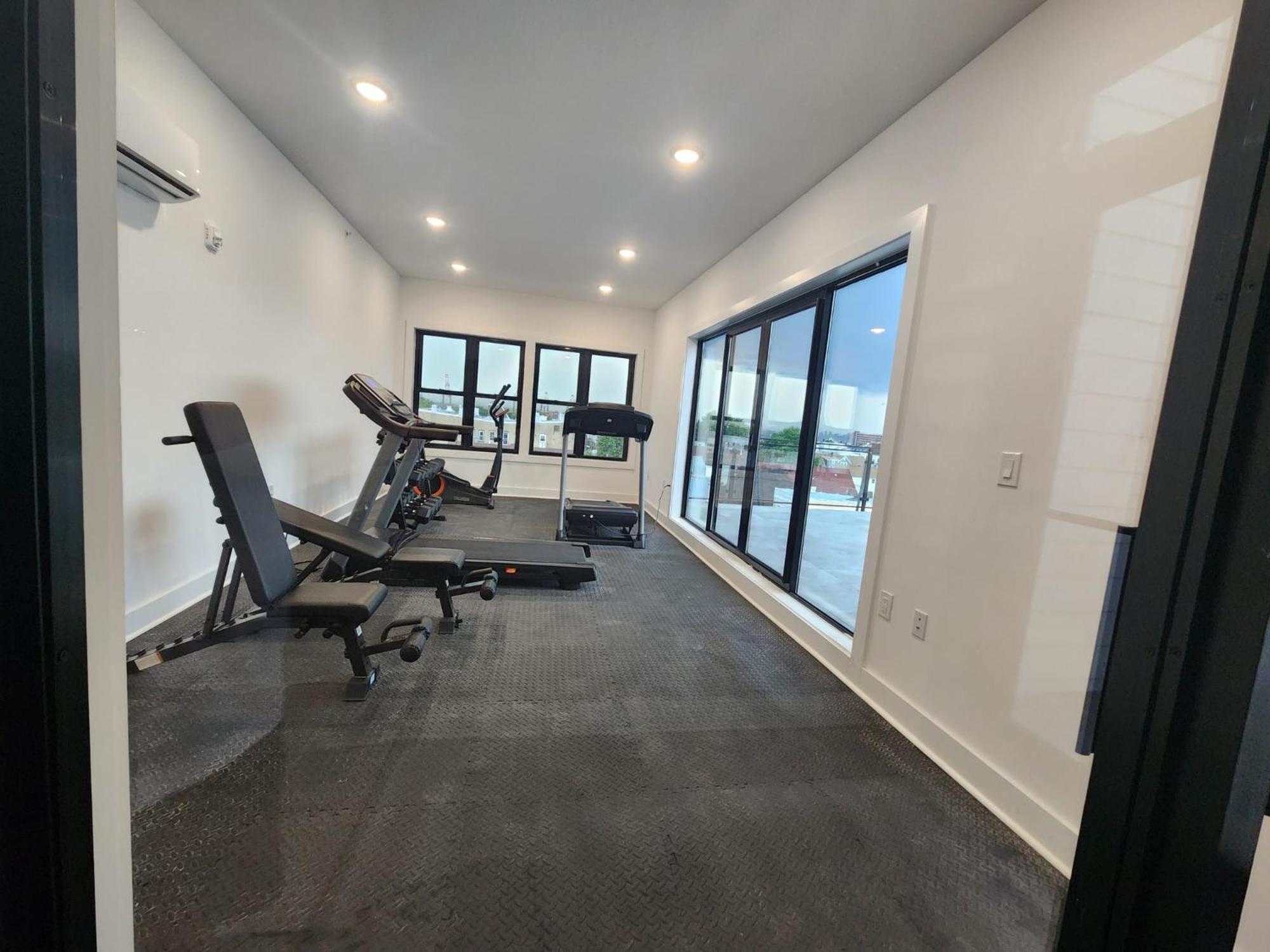 Stylish And Modern 2 - Bedroom Minutes From Nyc! *