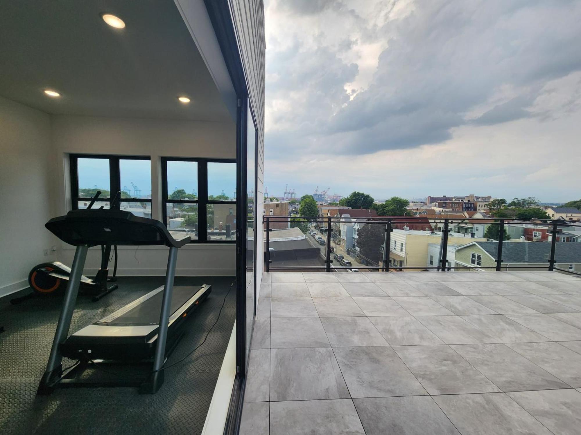 Stylish And Modern 2 - Bedroom Minutes From Nyc! * Bayonne